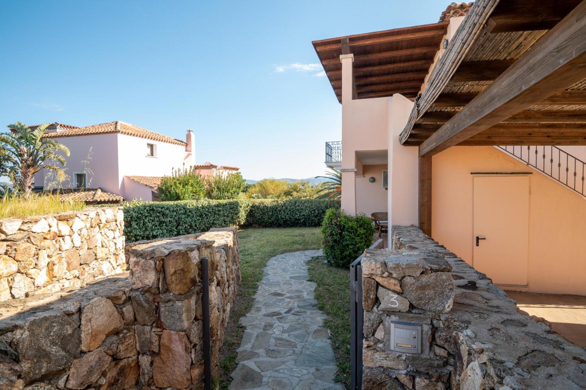 Residenze Bellosguardo Olbia Exterior foto
